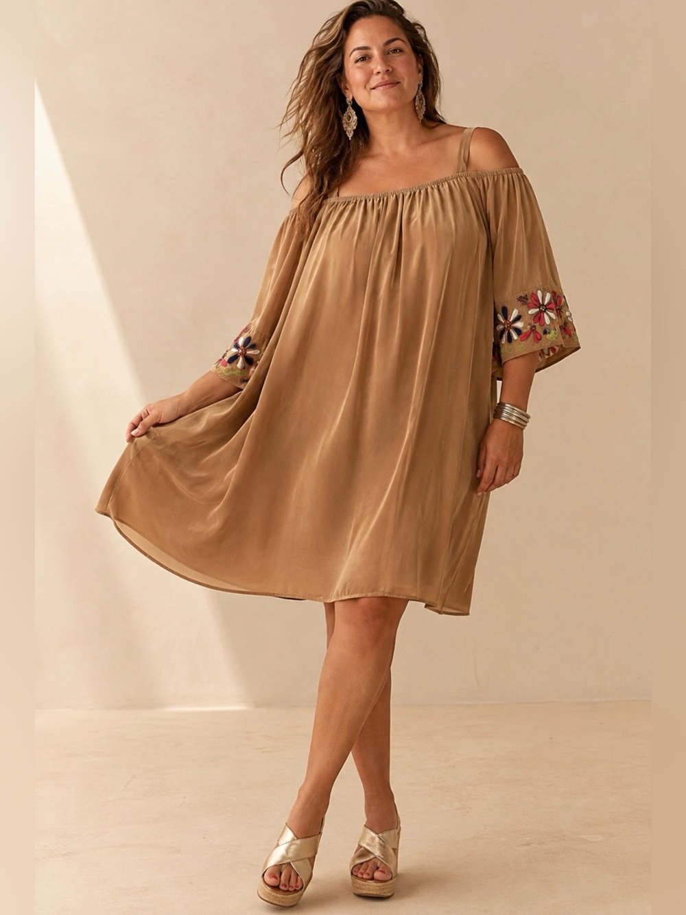 VAVA By Joy Han Eden Embroidered Cold Shoulder Boho Dress Size Large